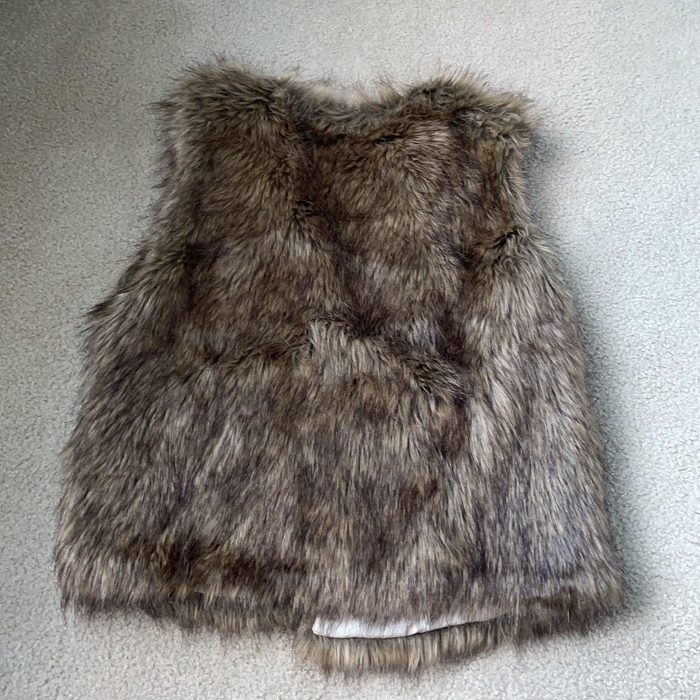 Light Brown Faux Fur Vest, Size Large - Picture 3 of 4